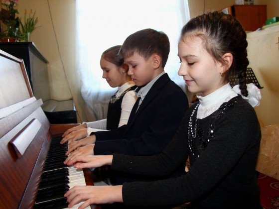 Полтавська міська школа мистецтв «Мала академія мистецтв» імені Раїси Кириченко