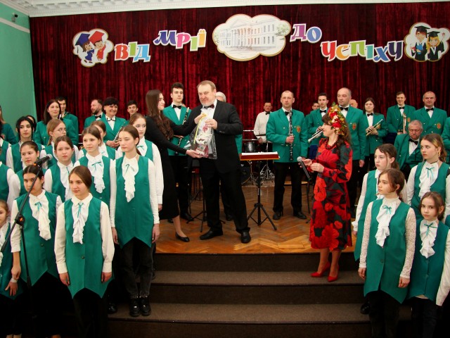 Концерт в рамках музично-патріотичного проєкту "УКРАЇНА - ЦЕ ТИ"