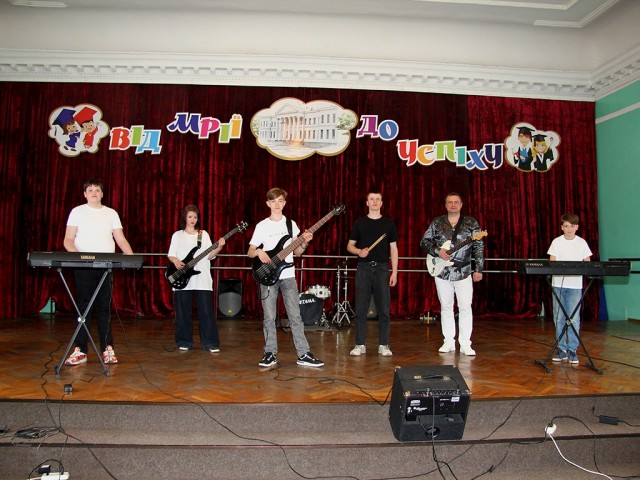 У РИТМІ РЕПЕТИЦІЙ