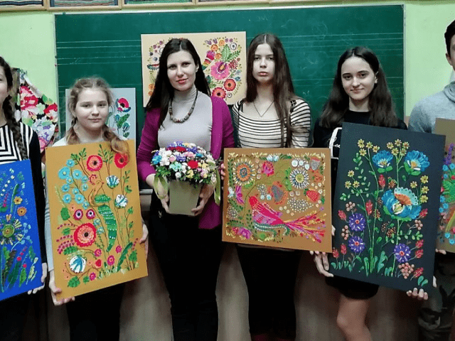 Екзаменаційний перегляд робіт учнів 8 класу