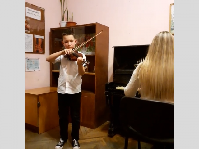 Дмитрук Іван "На вулиці скрипка грає" викл. Новак Н.І., конц. Медяник Є.О.