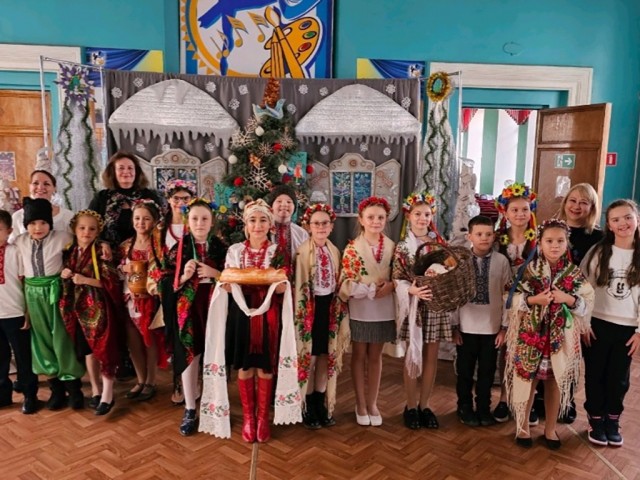 "РІЗДВЯНА СИМФОНІЯ" та "ЗИМОВА КАЗКА"