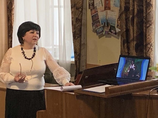 У світі пісні чарівної