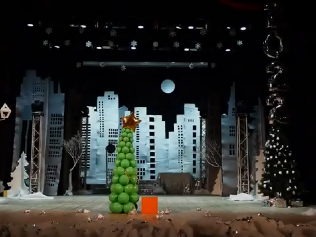 Новорічна історія від Зразкового театрального колективу "Maska"