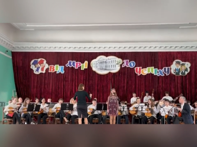 "Шум" укр. нар. пісня аранжування D.Perejove. Оркестр народних інструментів