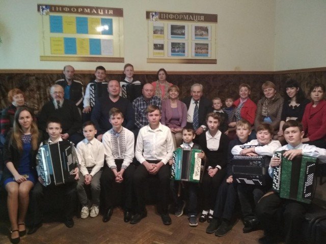 Звітний концерт відділу народних інструментів