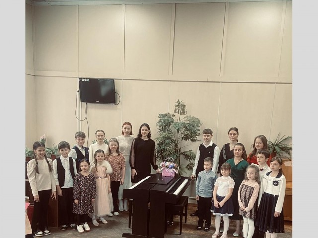 Святковий концерт фортепіанного відділу до Міжнародного жіночого дня